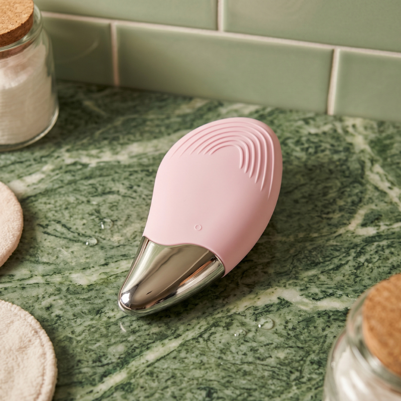 Glowen™ Sonic Smooth Cleansing Brush